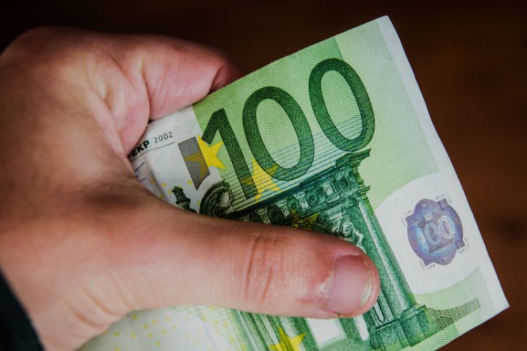 Bürgergeld 100 Euro Bonus Auszahlung