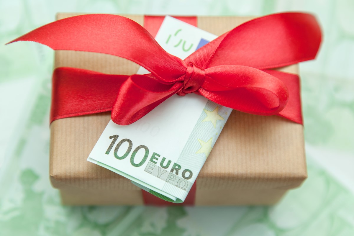 Bonus zum Weihnachten? Das müssen Bürgergeld-Empfänger über Weihnachtsgeld und Geschenke wissen